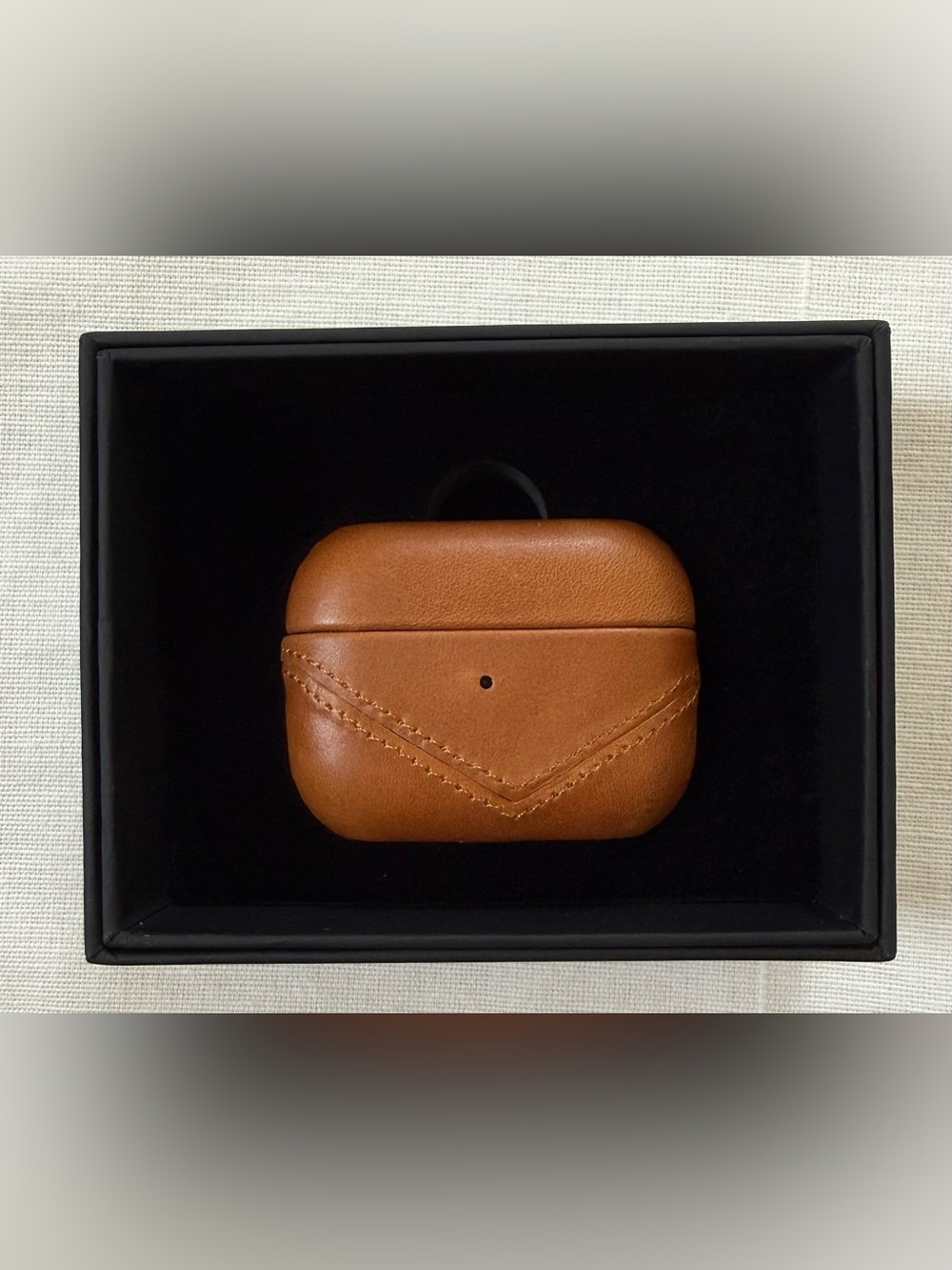 NWT Bullstrap Leather AirPods Pro Case - Picture 2 of 7